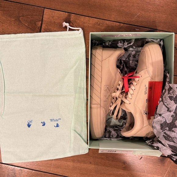 Off-White Low Vulcanized Calf Leather Sneakers in Sand - Picture 15 of 16